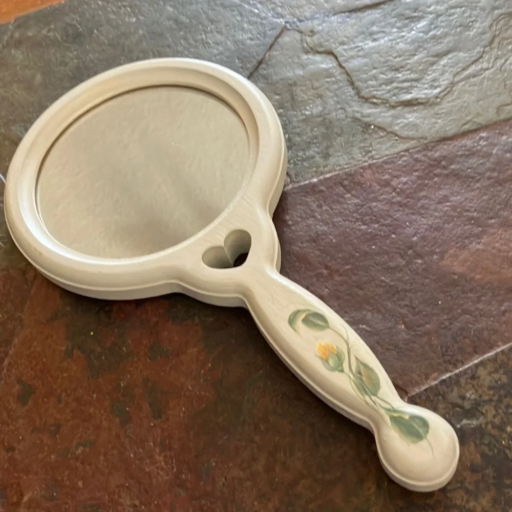 Vintage Hand painted Handheld Mirror with Heart Cutout‎